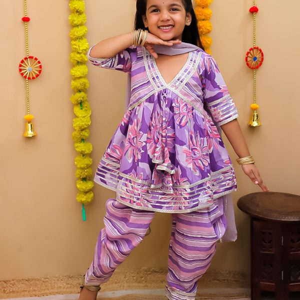Kurti dhoti