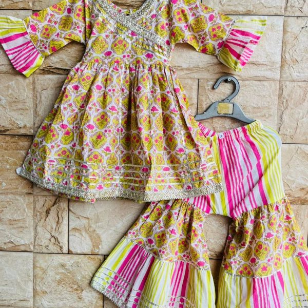 Kurti sharara