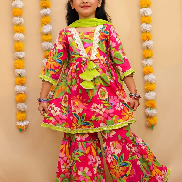 Kurti Sharara