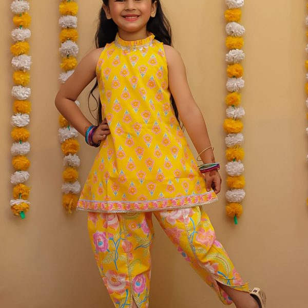 Kurti dhoti