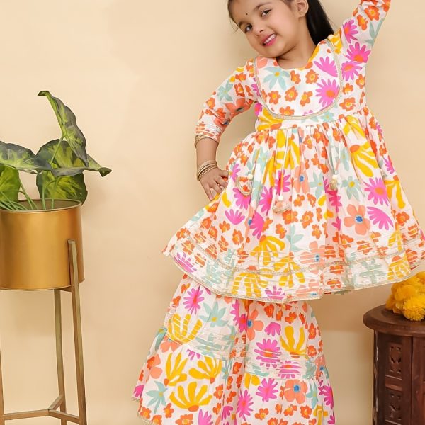 Kurti sharara